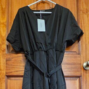 NWT Bloomchic black dress - sz 12